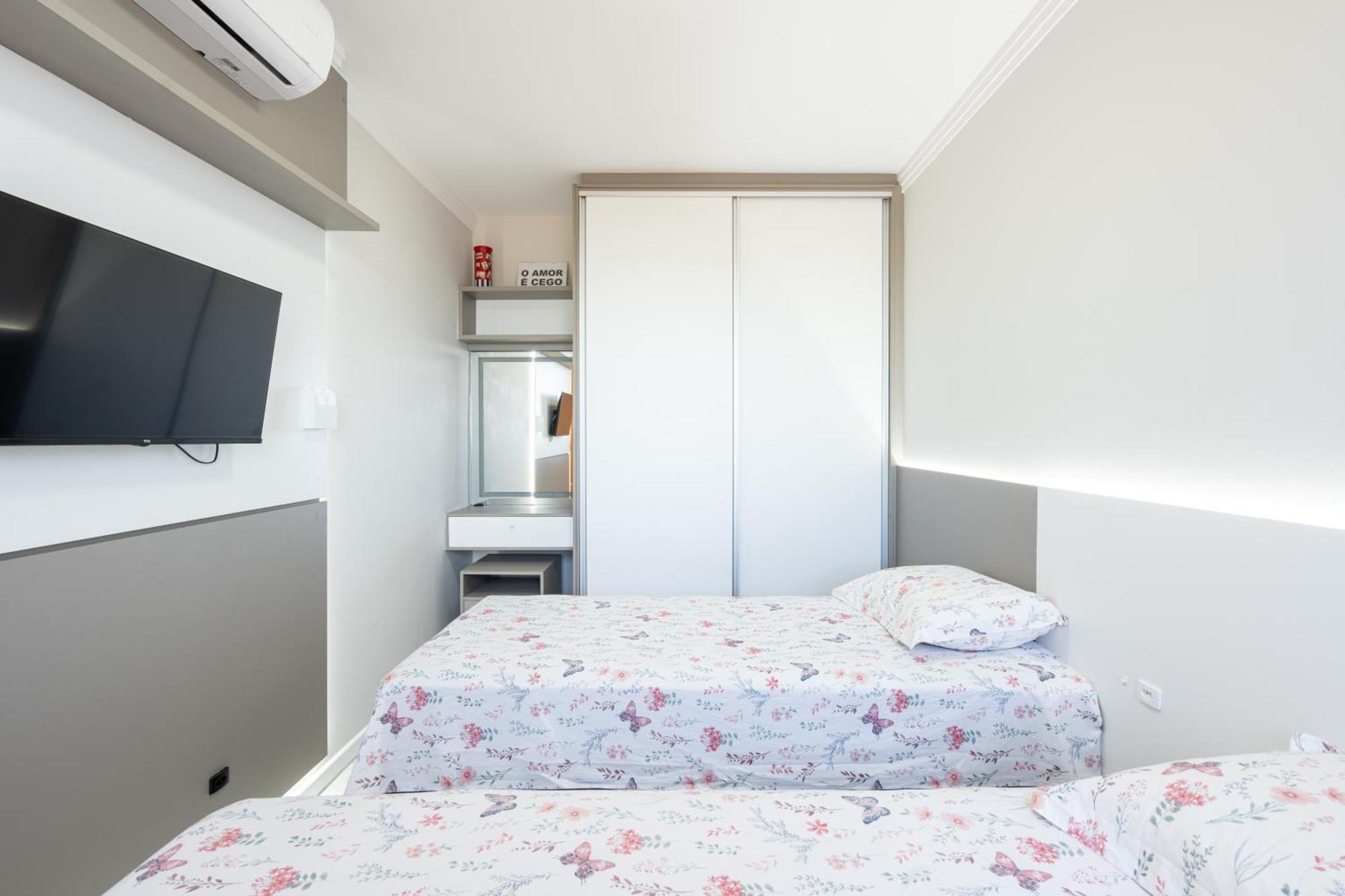 Aptos Completos Com Vista Mar Pe Na Areia Em Barra Velha Em Condominio Resort Com Spa, Piscina, Quadra De Futebol, Sala De Jogos, Brinquedoteca, Complexo Com Diversos Comercios Værelse billede